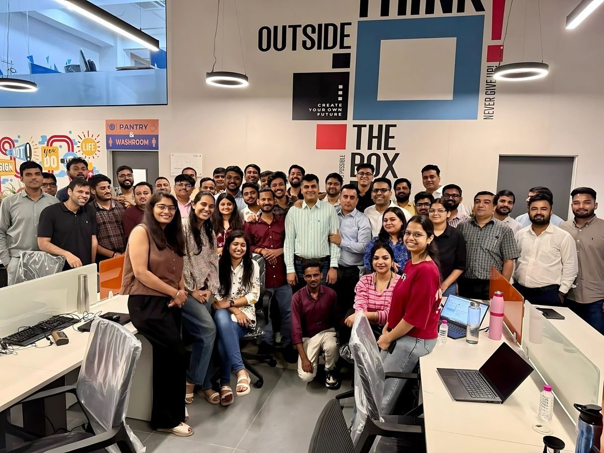 Shira Infotech digital marketing and technology team